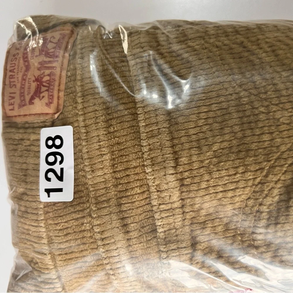 Levi's Women's Straight‎ Leg Corduroy Jeans in Brown